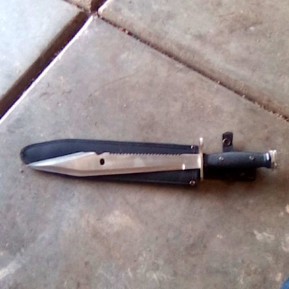 Knifes